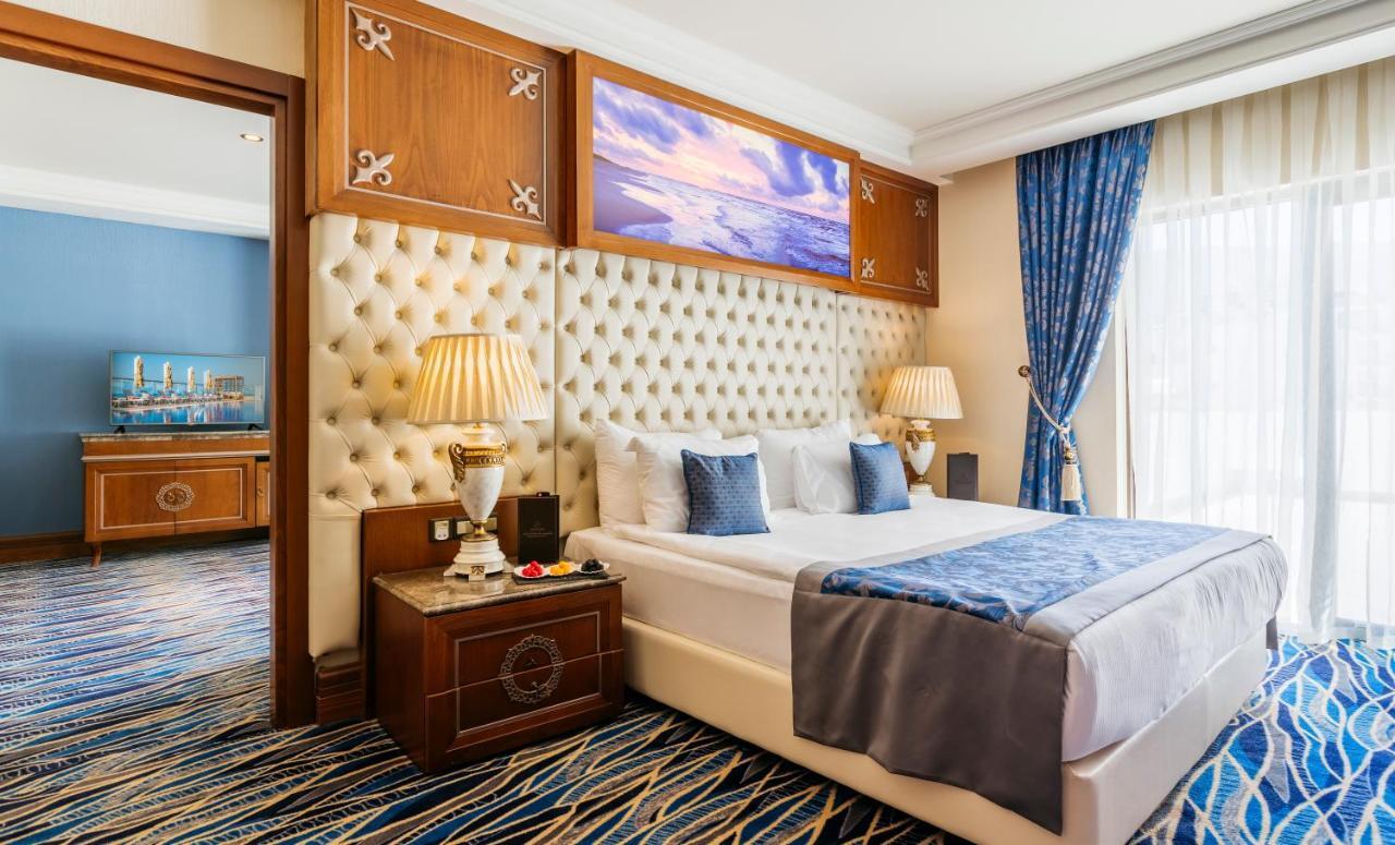 Lords Palace Hotel Spa Casino Kyrenia  Eksteriør billede